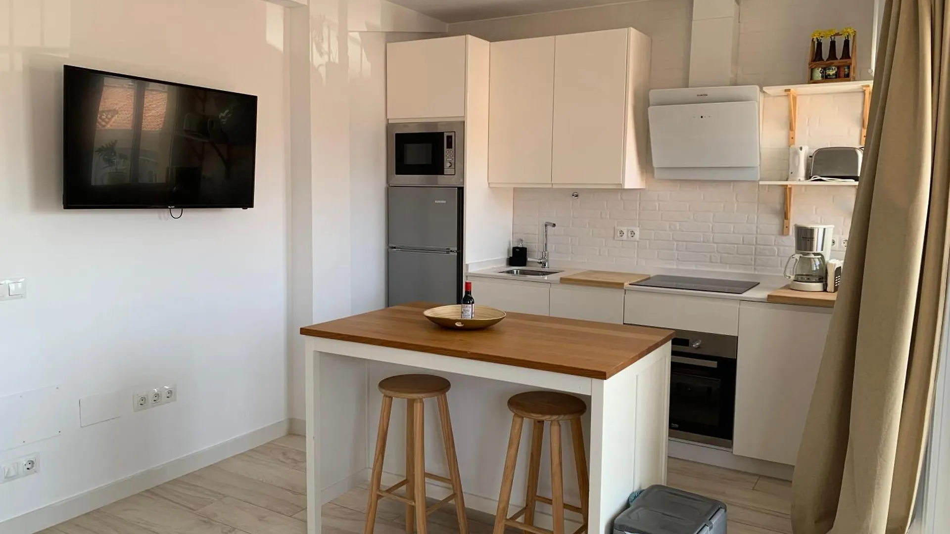Malaga Cozy Terrace Apartment Spain