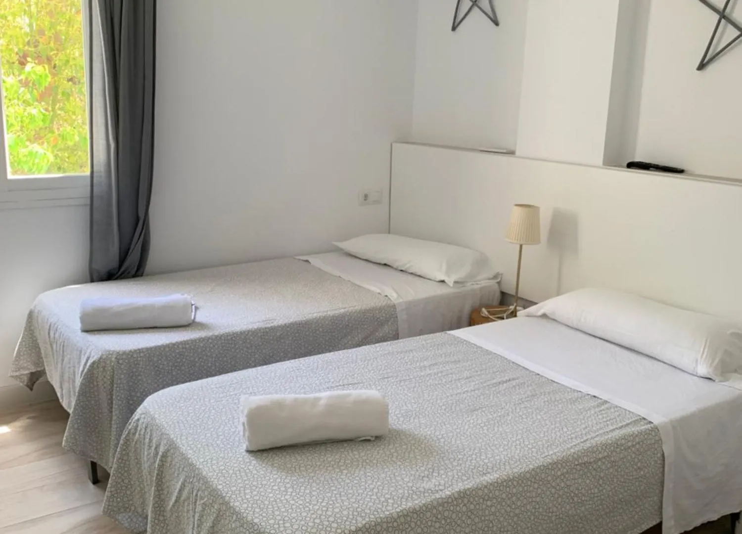 Malaga Cozy Terrace Apartment