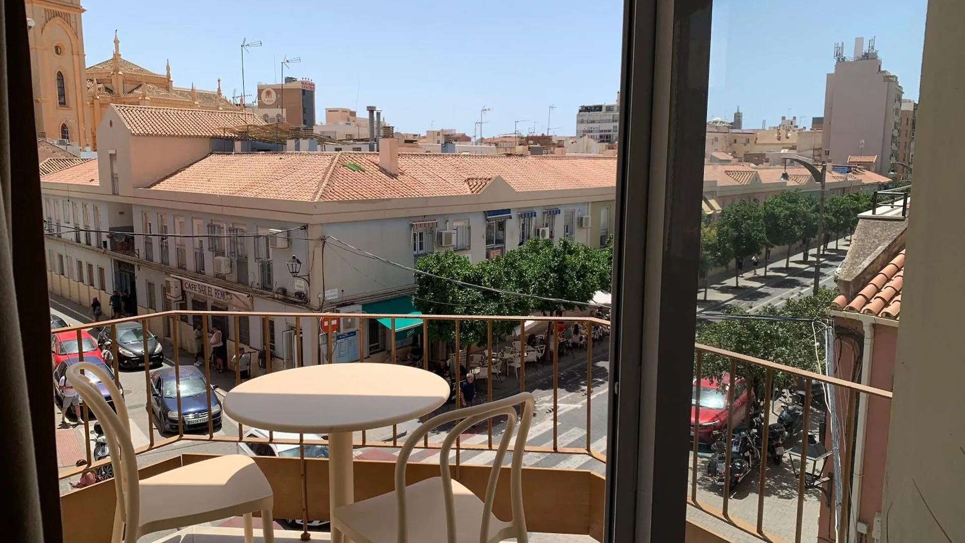 Malaga Cozy Terrace Apartment